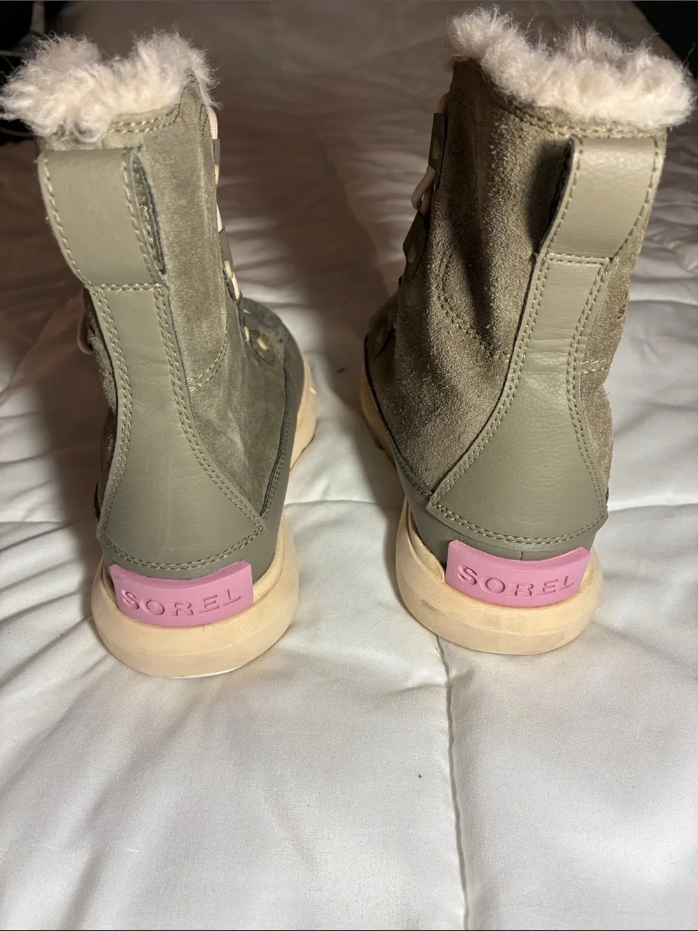 Sorel Youth Whitney II Short Lace Waterproof Boots Olive/Gray/ Pink Size 3